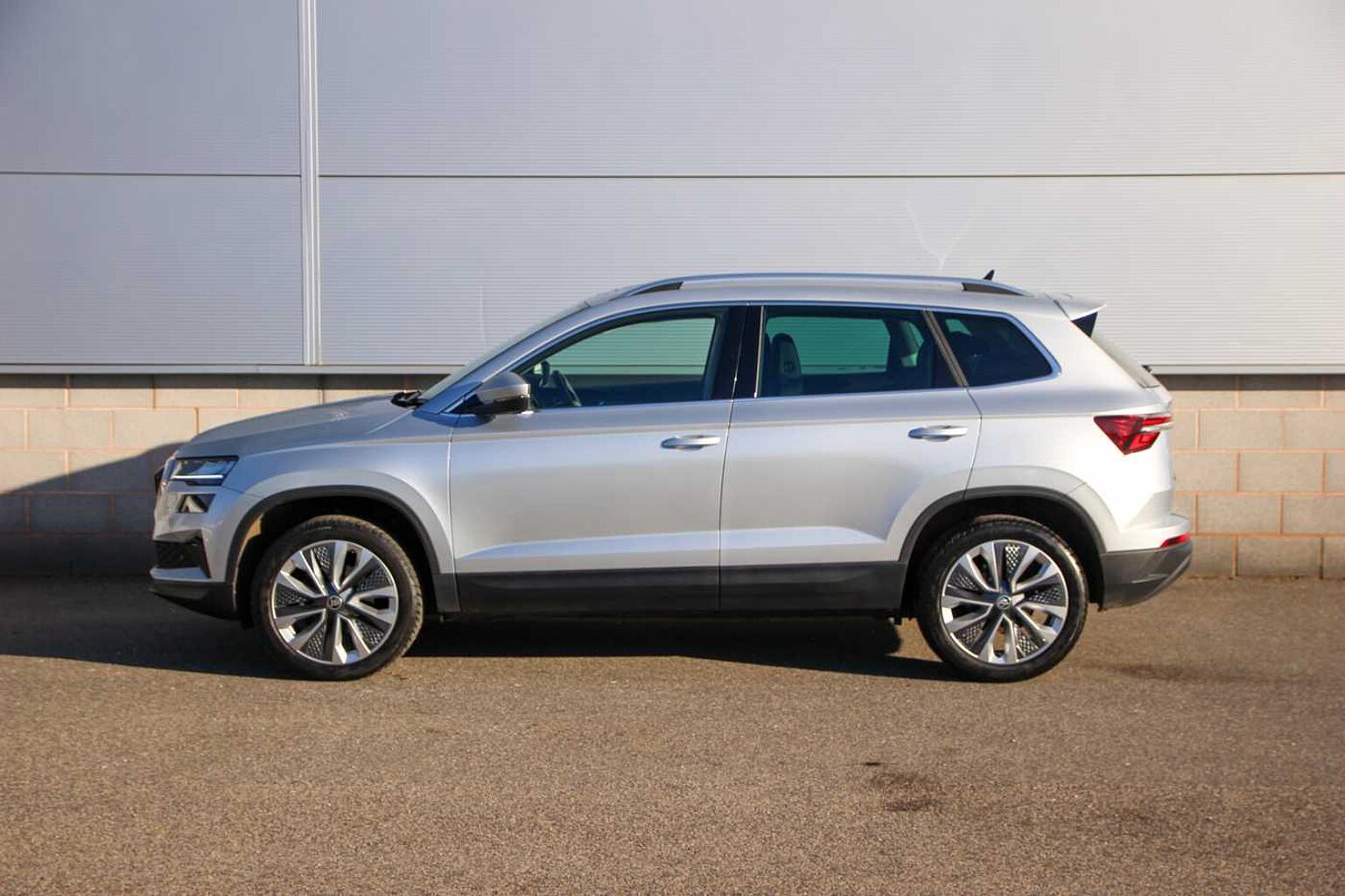 SKODA Karoq SUV 1.0 TSI (116ps) SE L