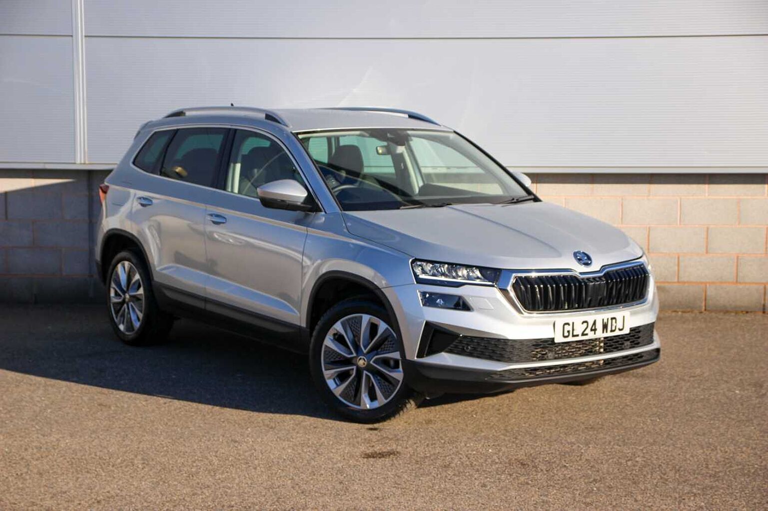 SKODA Karoq SUV 1.0 TSI (116ps) SE L