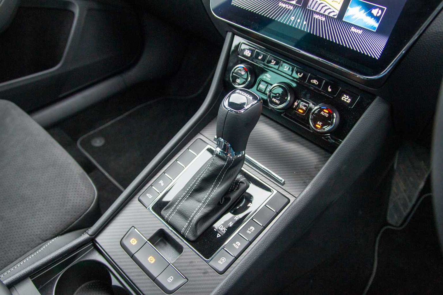 SKODA Superb 2.0 TSI (190ps) SportLine Plus DSG Hatch